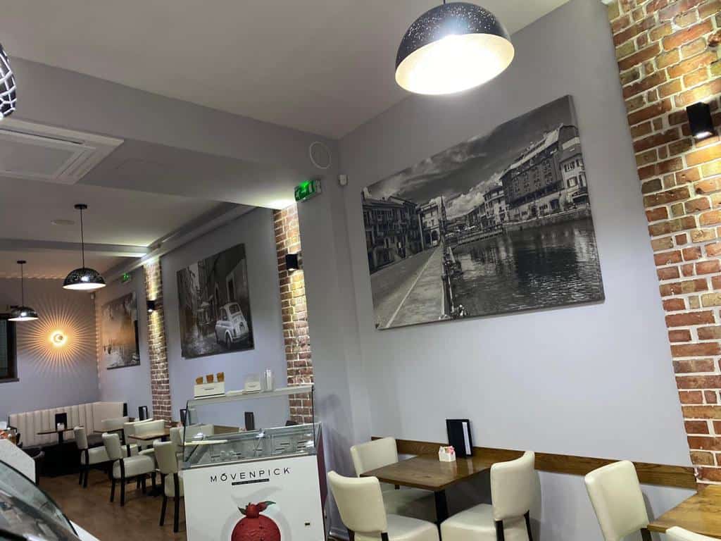 Interior Cafe Italian Art
